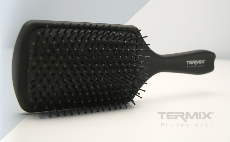 hairbrush paddle