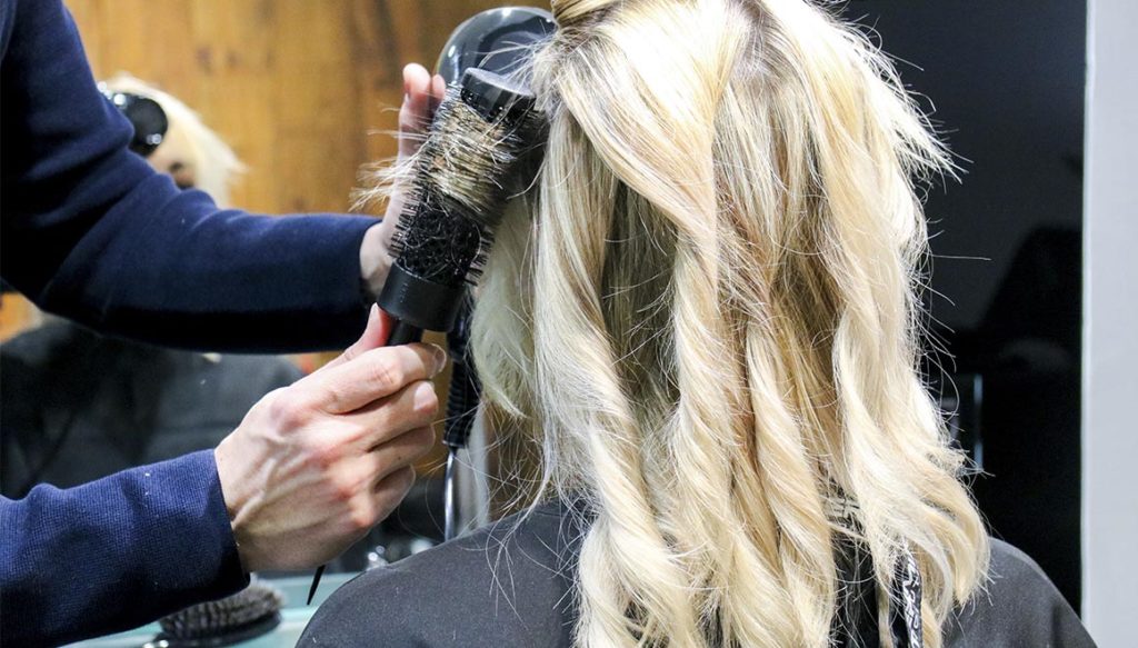 New brushing technique hair waves with professional Black Brush Blog