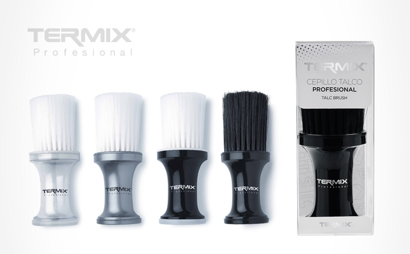 Along with its Carbon and Titanium Combs, Termix has renewed the image of its Termix professional range, which includes its most demanding and known hairbrushes and its most popular hairdressing tools. The renewal of its packaging responds to the desire of introducing a new concept of work in the hair salon for better hair care through the use of professional hairdressing tools.