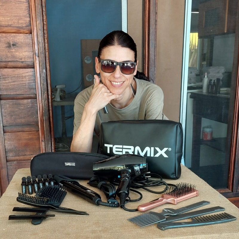 Sonia Lobo con herramientas de Termix en Supervivientes